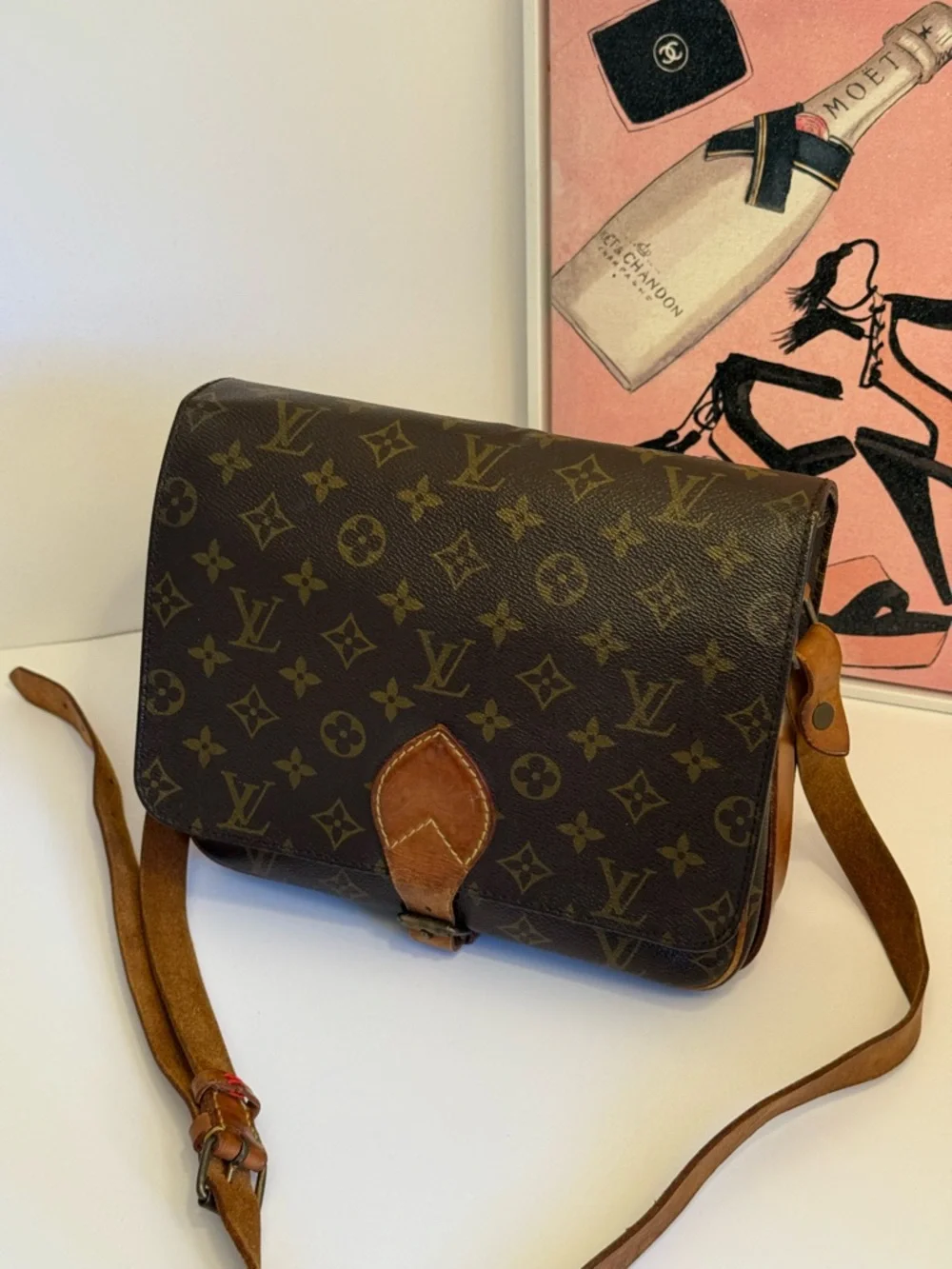 Louis Vuitton Cartouchiere MM  Monogram Crossbody Bag 🌟 - Picture 3 of 15